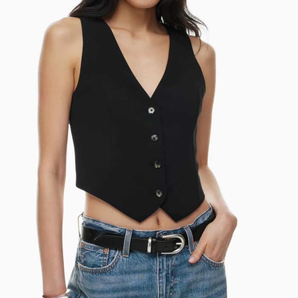 NWT Wilfred color black Pacino Vest